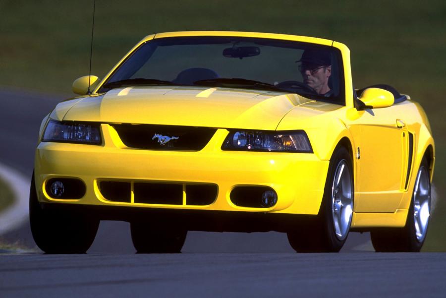  Ford Mustang SVT Cobra Convertible 2002 года  (фото 65 из 103)